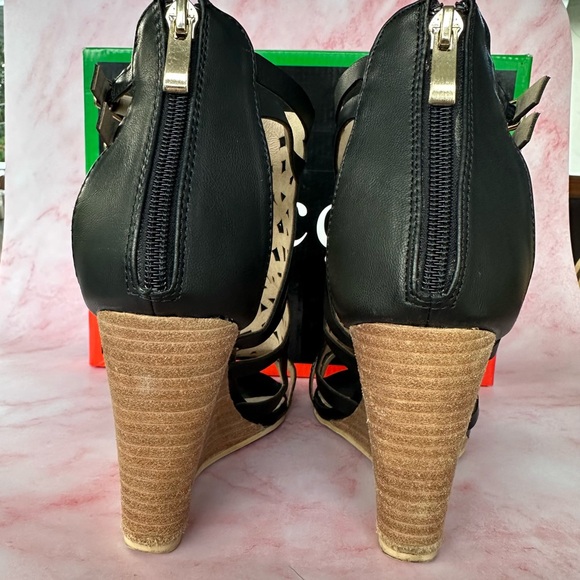 Bucco Katniss Black Wedge Heels Sz 9 - Picture 3 of 15